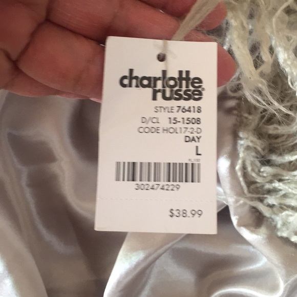 CHARLOTE RUSSE VEST🌺 - Picture 4 of 6